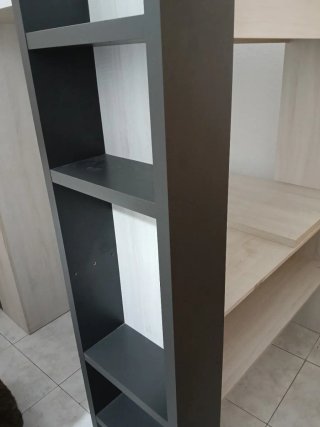 Litera Ikea con escritorio y armario