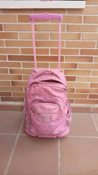 Mochila Totto con ruedas y tirantes