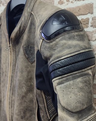 Chaqueta moto piel Rev'it Akira Talla 50