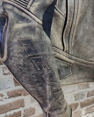 Chaqueta moto piel Rev'it Akira Talla 50