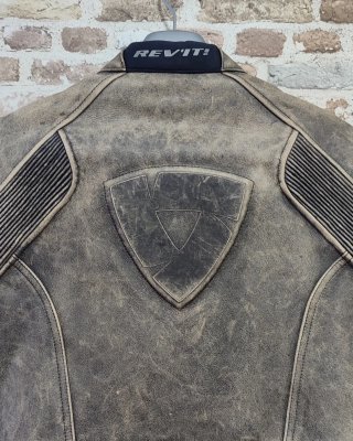 Chaqueta moto piel Rev'it Akira Talla 50