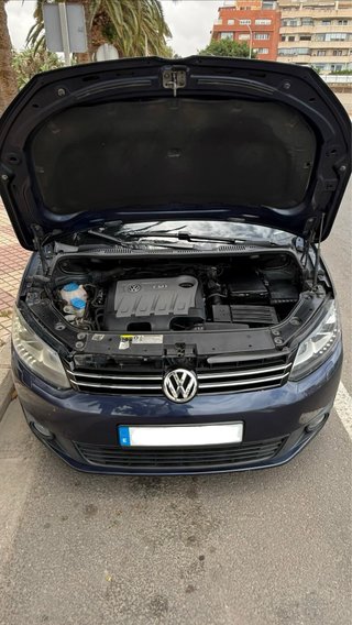 Volkswagen Touran 2011 7 PLAZAS