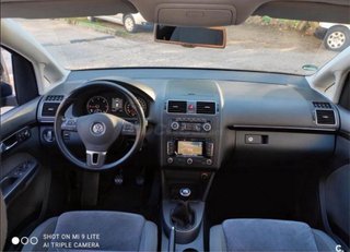 Volkswagen Touran 2011 7 PLAZAS