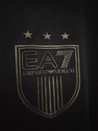 Sudadera Emporio Armani Negra y Blanca