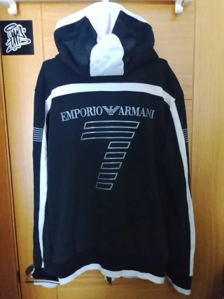 Sudadera Emporio Armani Negra y Blanca