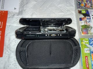 Console PSP Sony Nera + 5 Giochi