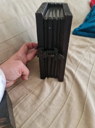 Caja-Libro Antigua de Madera y Hierro Forjado