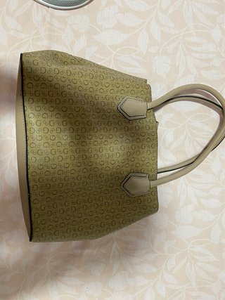 Bolso Guess Beige y Marrón