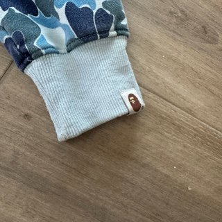 Felpa BAPE con cappuccio e stampa mimetica