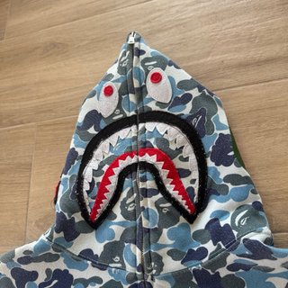Felpa BAPE con cappuccio e stampa mimetica