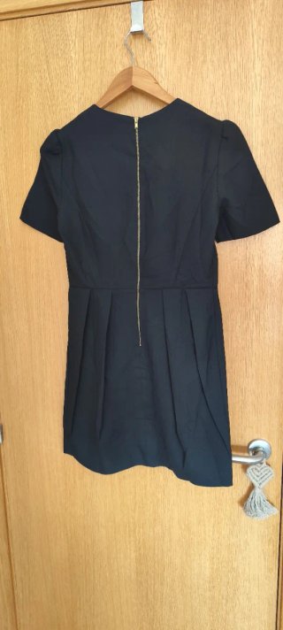 Vestido negro corto manga corta Talla S