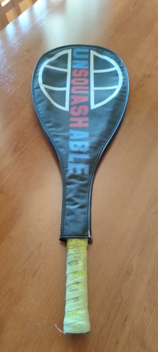 Raqueta de Squash UNSQUASHABLE