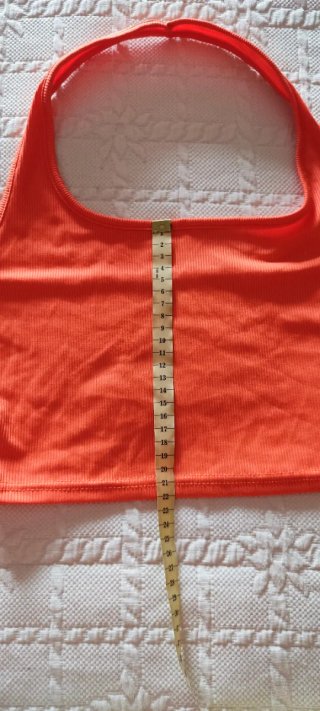Top crop naranja Shein talla M