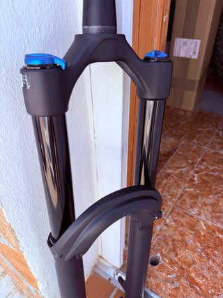 Horquilla Fox 38 Performance 180mm 15x110 Boost