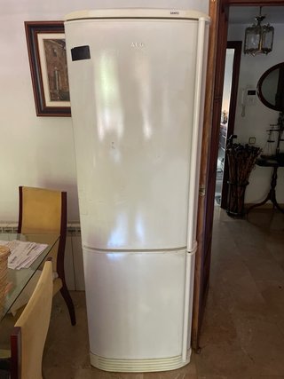 Nevera combi AEG