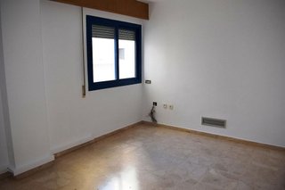 Local comercial en venta en Oliva pueblo en Oliva