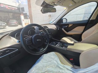 Jaguar F-Pace 2017 averiado