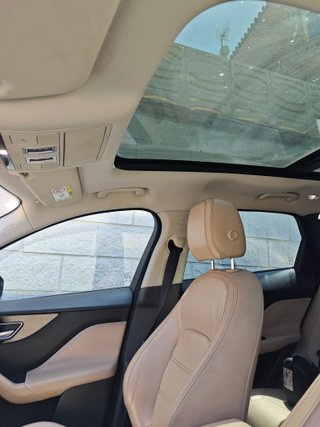 Jaguar F-Pace 2017 averiado