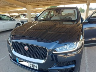 Jaguar F-Pace 2017 averiado