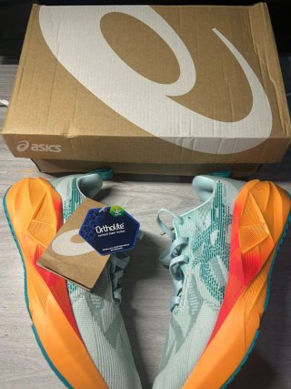 Asics Novablast 5 Talla 39 Naranja/Verde