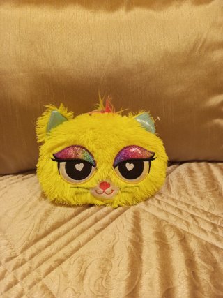 Peluche de gato.