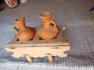 Posacántaros con 2 cántaros miniatura