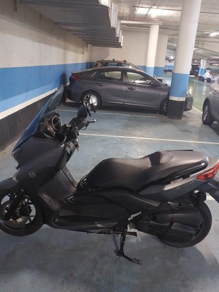 Yamaha xmax 125 de 2017 Negra/Gris Automática