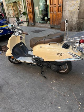 Sumco Luna 125cc Beige Scooter Automática Madrid