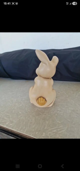 Statuetta grande alta cm 18  Egan, nuova