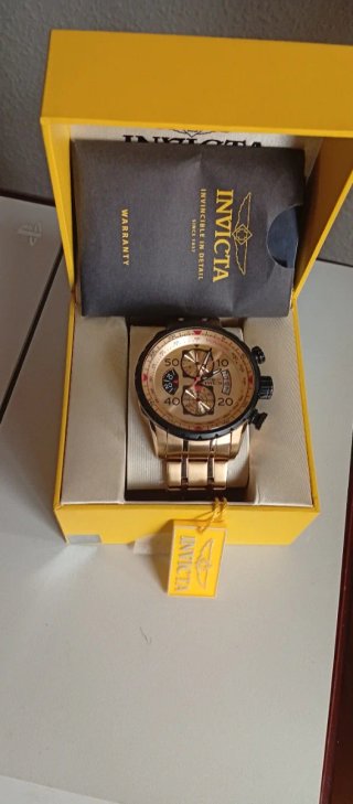 Reloj Invicta Aviator Dorado Cronógrafo