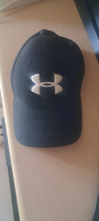 Gorra Under Armour Negra