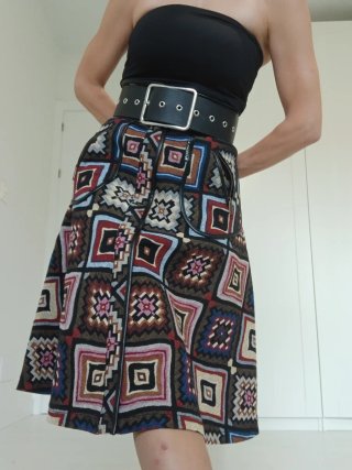 Falda étnica con bolsillos