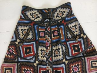 Falda étnica con bolsillos