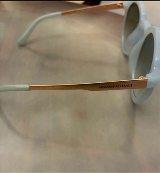 Gafas de sol Armani Exchange. Montura turquesa