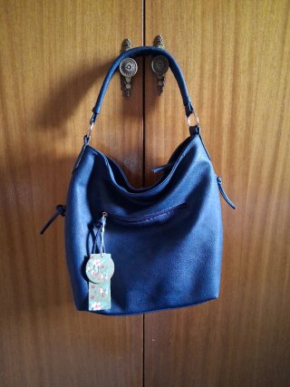 Bolso azul nuevo