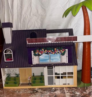 MYMY CITY PALMHOUSE. Casa de muñecas con tobogan.
