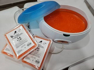 Máquina parafina Misscol + 3 tarrinas