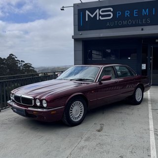 Jaguar XJ V8 Executive
