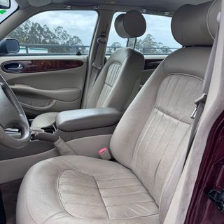 Jaguar XJ V8 Executive