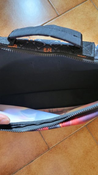 Borsa porta PC Dragon Ball Z Goku