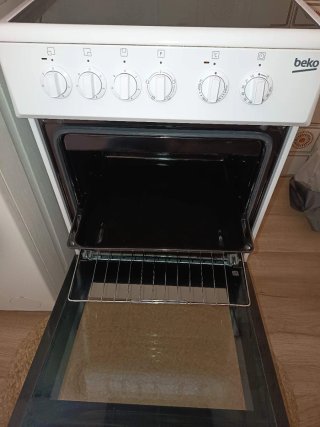 Cocina Eléctrica Beko Blanca