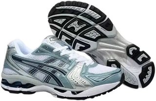 Asics Kayano disponible en todas las tallas 26-45