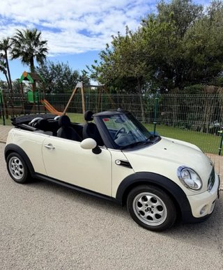 MINI Cabrio 2013