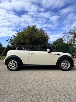 MINI Cabrio 2013