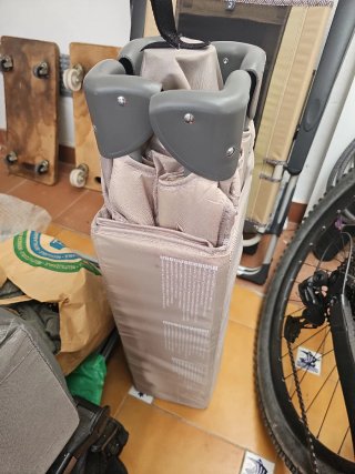 Cuna de viaje portátil y plegable