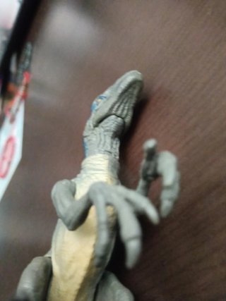 Velociraptor Blue Jumps Action Figure