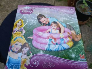 Piscina infantil Disney Princess para estrenar 16