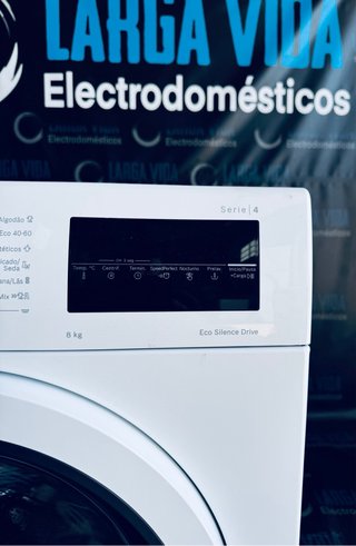 540.Lavadora Bosch 8 kilos EcoSilence Nueva Tara