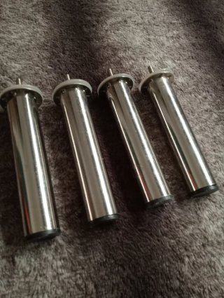 Juegos de Patas para Somiers, Canapés, Sofás.