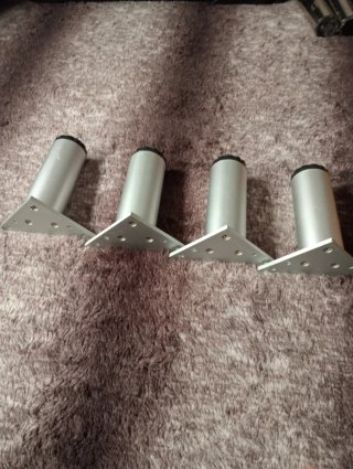 Juegos de Patas para Somiers, Canapés, Sofás.
